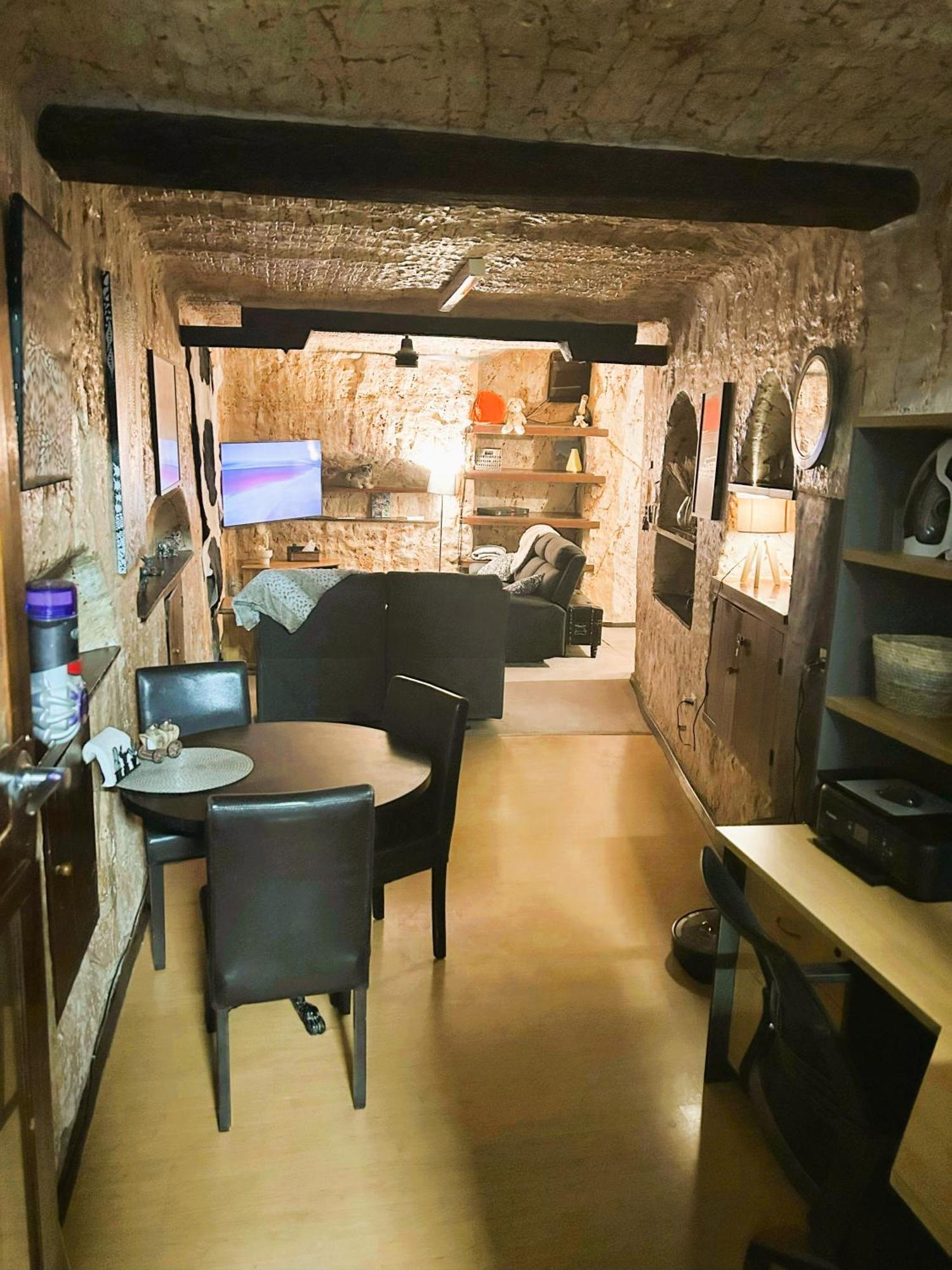 ホテル Di'S Dugouts クーバーペディ エクステリア 写真